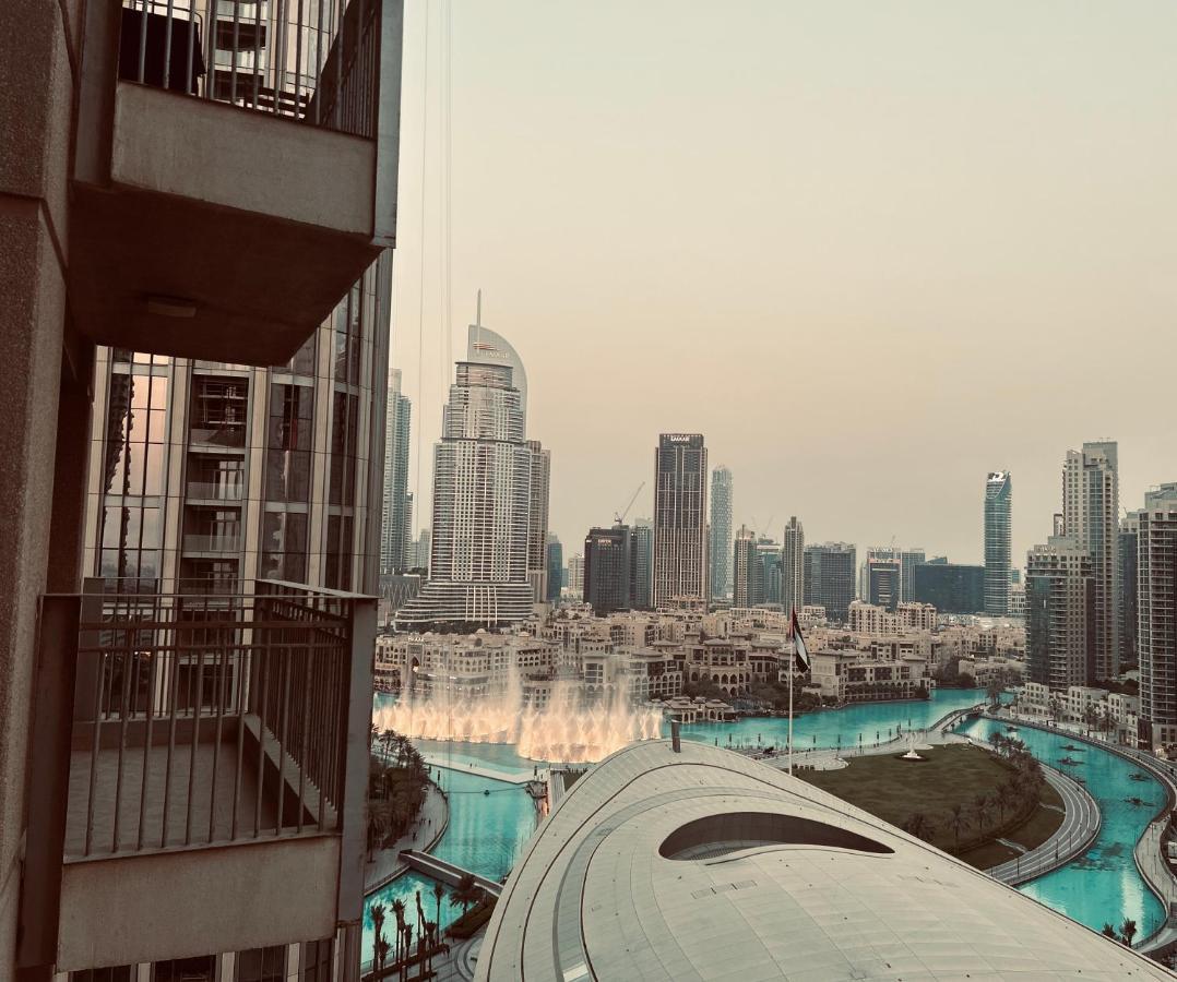 Shukran Homes Lux 1Br With Fountains View ドバイ エクステリア 写真