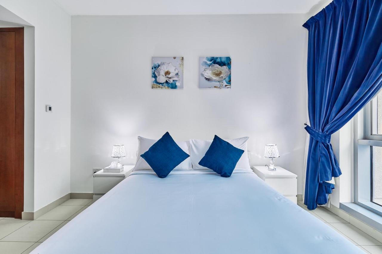 Shukran Homes Lux 1Br With Fountains View ドバイ エクステリア 写真