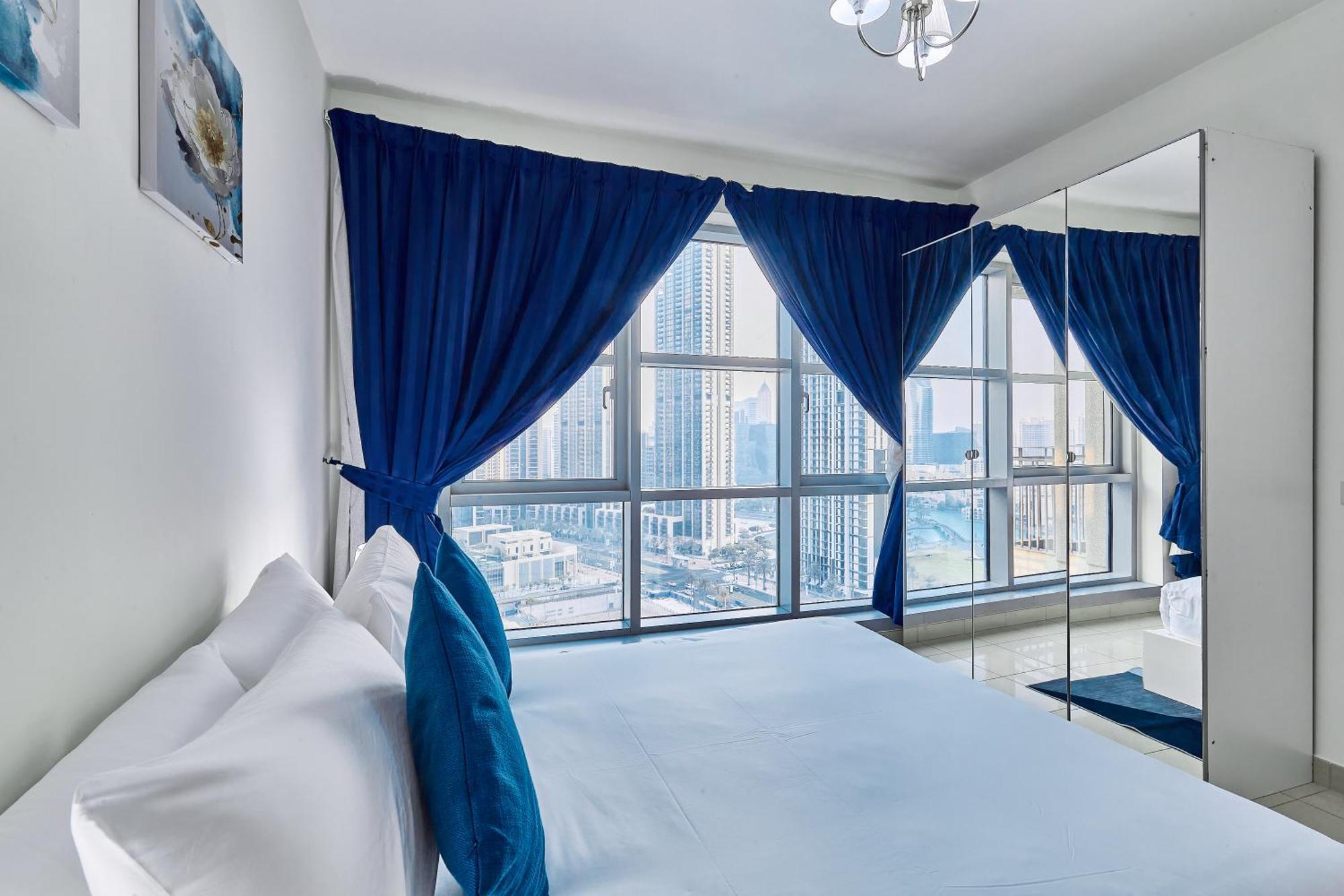 Shukran Homes Lux 1Br With Fountains View ドバイ エクステリア 写真