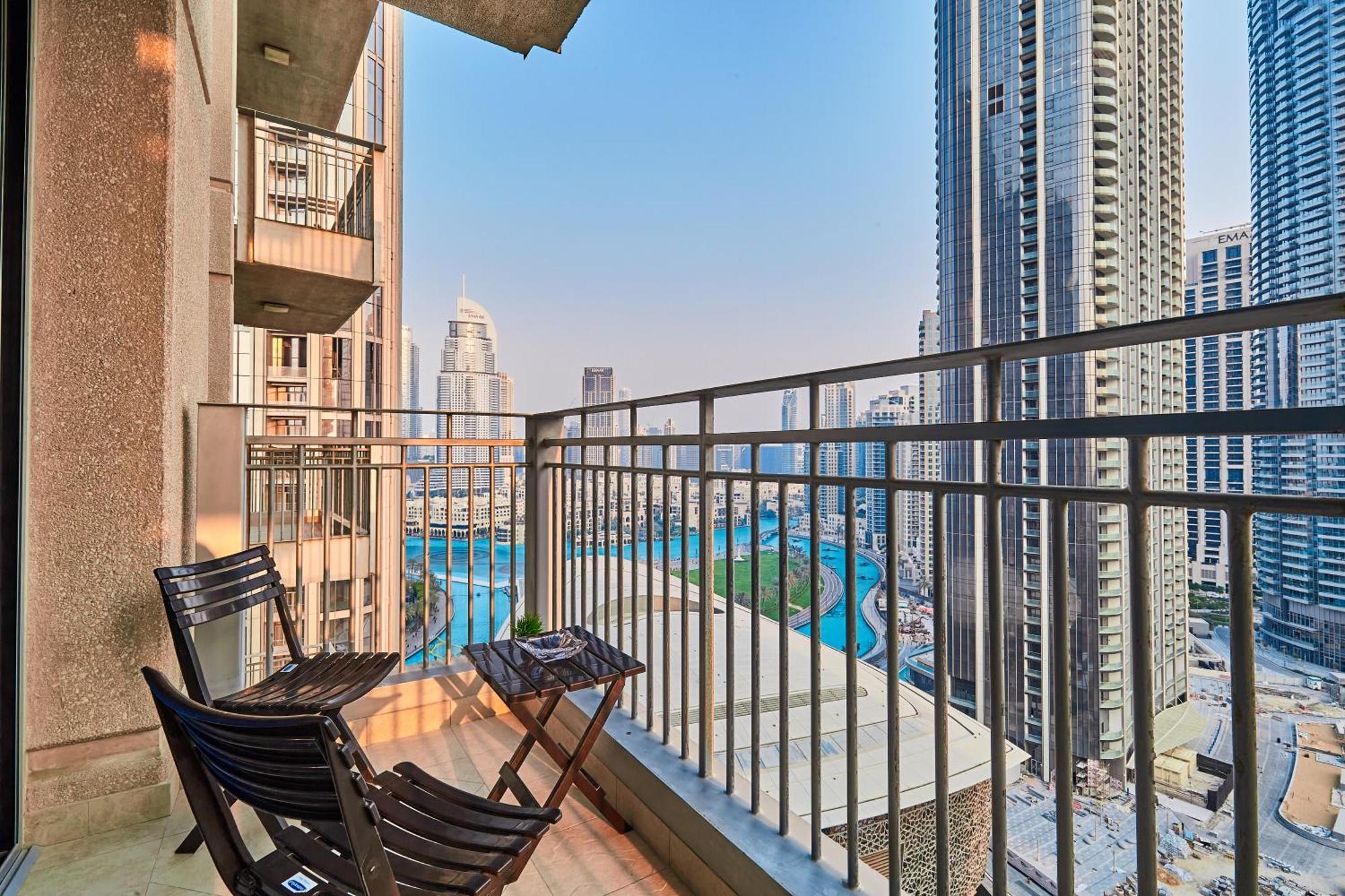 Shukran Homes Lux 1Br With Fountains View ドバイ エクステリア 写真